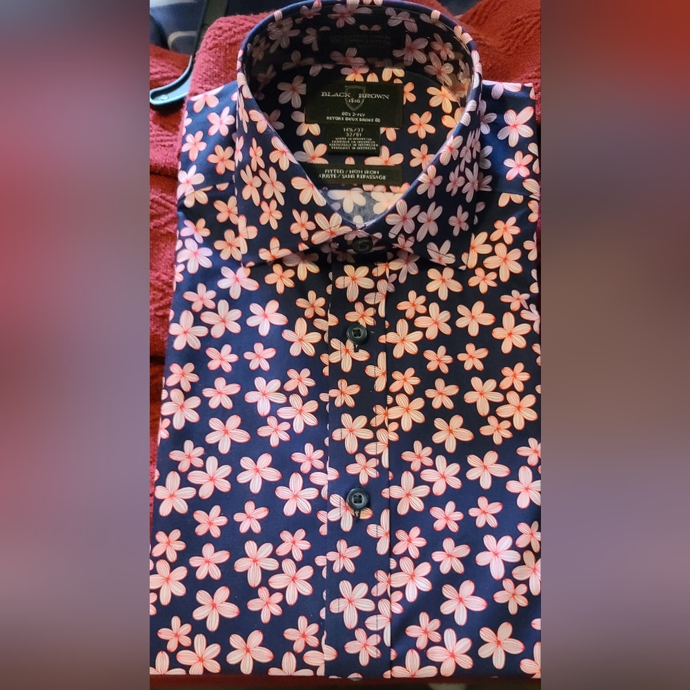 NEW Men's Brand New Fitted Shirt